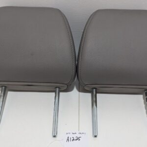 2011 - 2017 HONDA ODYSSEY 2nd ROW LEFT & RIGHT LEATHER SEAT HEADREST 11-17