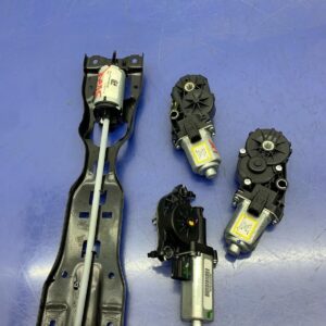 2023 HONDA ODYSSEY OEM FRONT LEFT SEAT ADJUSTMENT SLIDE/TILT/BACK MOTOR SET