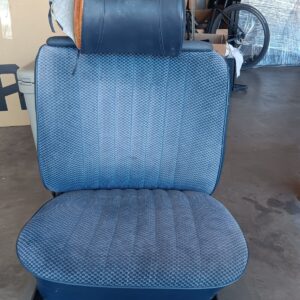BMW E10 1600 2002 Front Seats