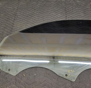 BMW E90/E91 3-Series Front Left Driver's Door Window Glass 51337060263